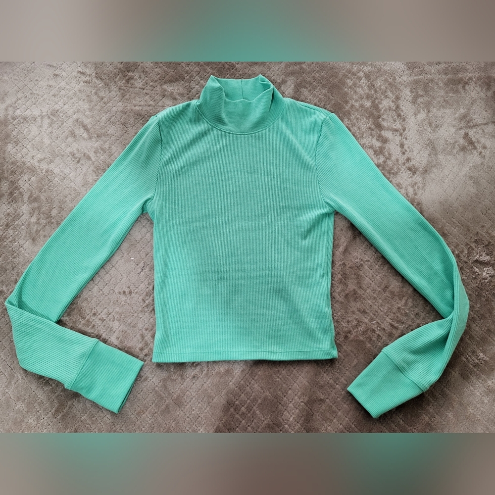 American Eagle Outfitters Sweater